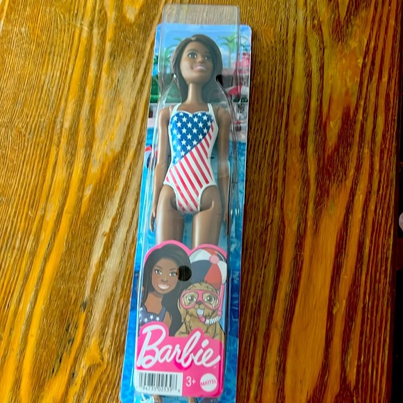 Barbie Americana New in Packaging - Picture 4 of 4